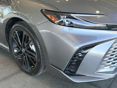 Certified 2025 Toyota Camry XSE FWD image 9