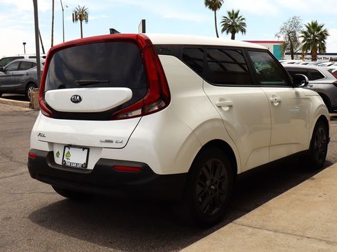 Used 2020 Kia Soul EX FWD image 13