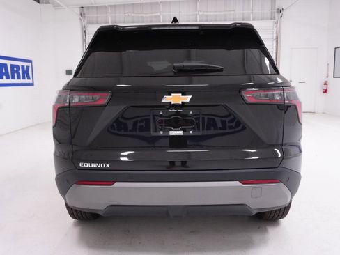 New 2026 Chevrolet Equinox LT image 6