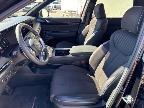 Used 2025 Hyundai Palisade Calligraphy image 25