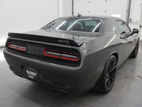 Used 2023 Dodge Challenger SRT Hellcat w/ Driver Convenience Group RWD image 5