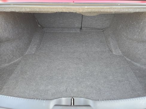 Used 2017 Chrysler 300 Limited RWD image 26