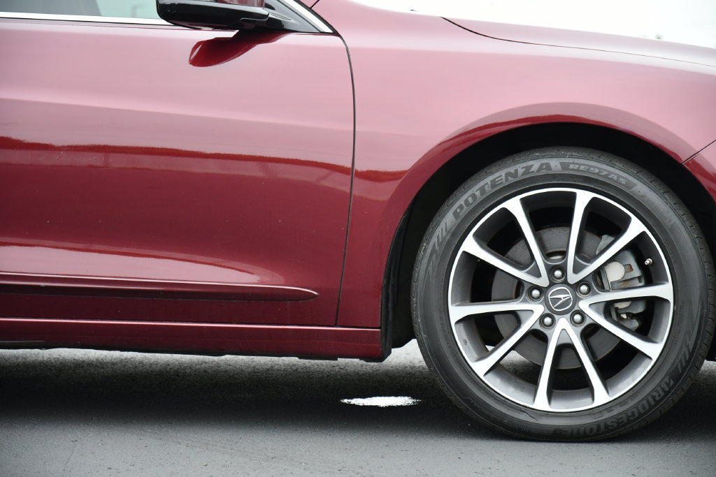 Used 2016 Acura TLX w/ Advance Package FWD image 9