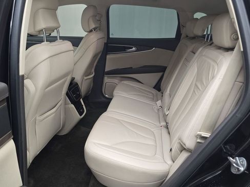 Used 2018 Lincoln MKX Select w/ Select Plus Package image 23