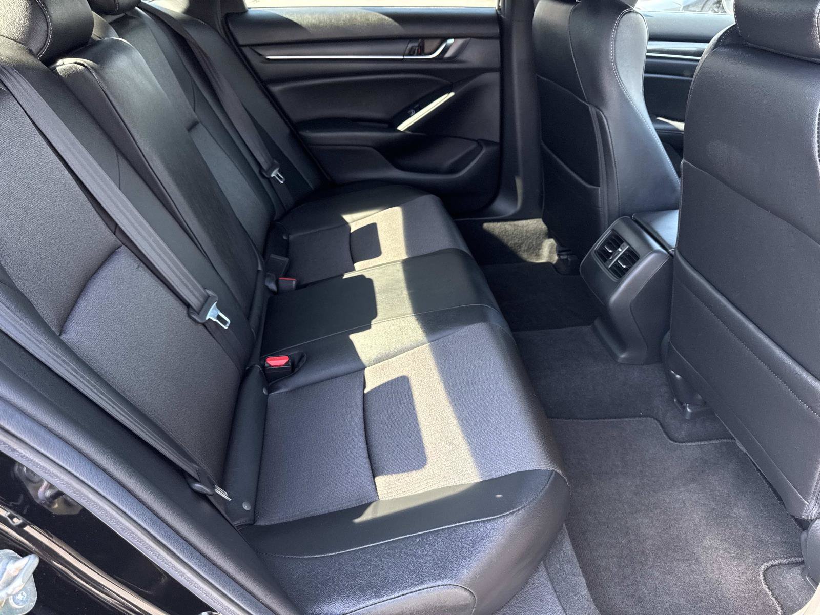 Certified 2019 Honda Accord Sport image 34