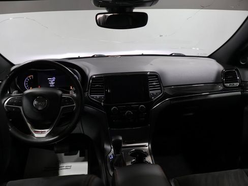 Used 2021 Jeep Grand Cherokee Trailhawk w/ Premium Lighting Group AWD/4WD image 17
