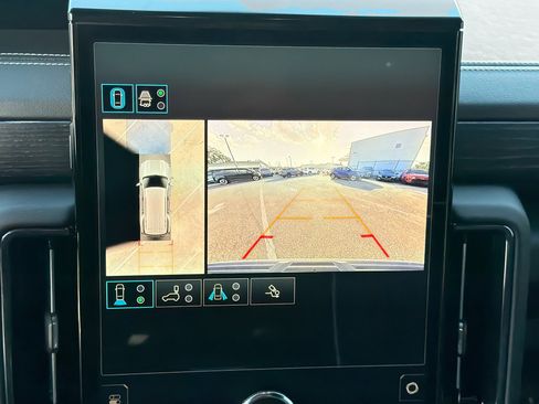 Used 2025 GMC Yukon AT4 Ultimate image 33