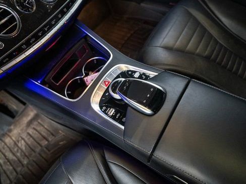 Certified 2019 Mercedes-Benz S 560 4MATIC Sedan image 21