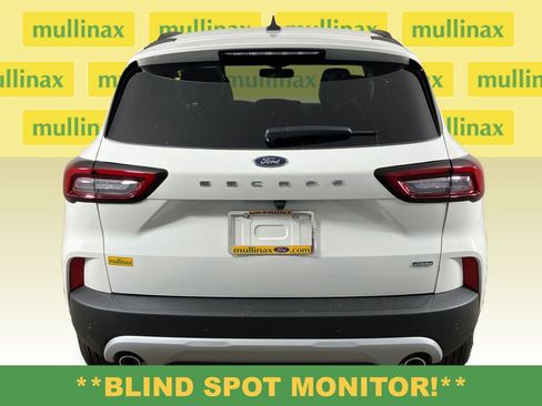 New 2026 Ford Escape SE w/ PHEV Premium Package image 8