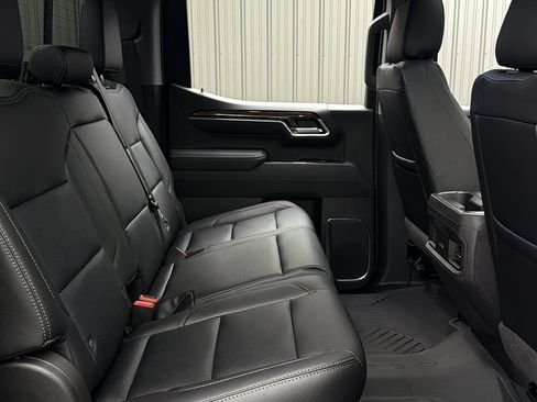 Used 2026 Chevrolet Silverado 1500 LT Trail Boss w/ Convenience Package II AWD/4WD image 41