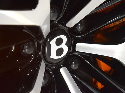 New 2026 Bentley Bentayga Speed image 19