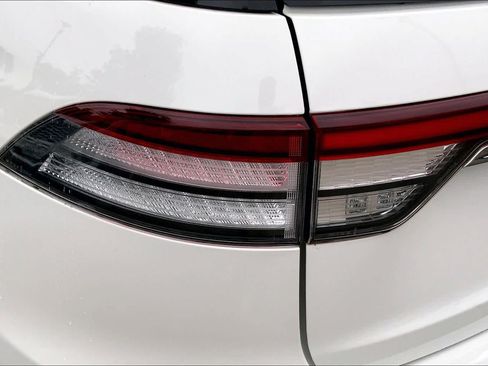 Used 2020 Lincoln Aviator Reserve w/ Equipment Group 202A AWD/4WD image 25