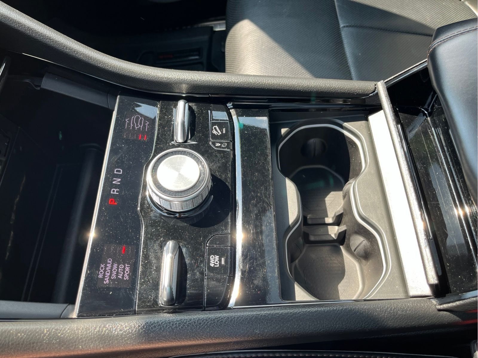 Certified 2024 Jeep Grand Cherokee Summit AWD/4WD image 21