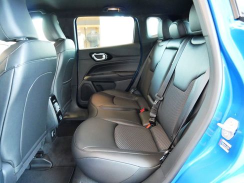 New 2026 Jeep Compass Latitude image 8