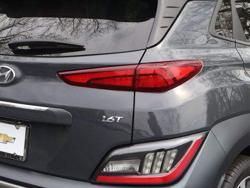 Used 2023 Hyundai Kona Limited w/ Cargo Package FWD image 8