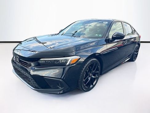 Used 2023 Honda Civic Sport image 3