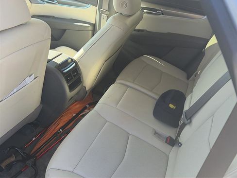 Used 2023 Cadillac XT5 Premium Luxury w/ Technology Package image 7