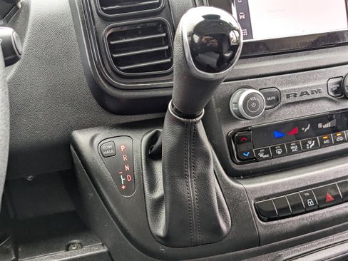 Used 2025 RAM ProMaster 2500 w/ Convenience Group image 21