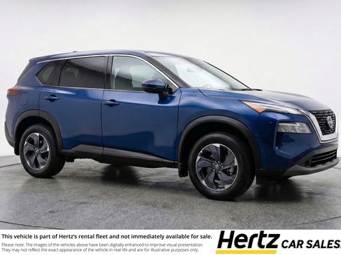 Used 2025 Nissan Rogue SV image 1