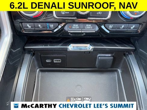 Used 2023 GMC Yukon Denali AWD/4WD image 10