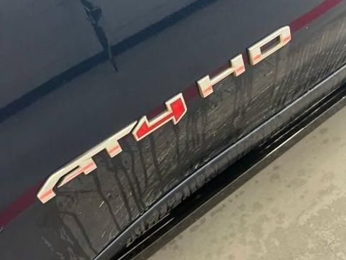 Used 2023 GMC Sierra 2500 AT4 w/ AT4 Preferred Package AWD/4WD image 5