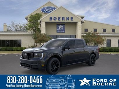 New 2025 Ford Maverick Lariat w/ Black Appearance Package