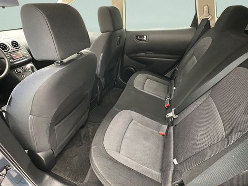 Used 2013 Nissan Rogue SV AWD/4WD image 10