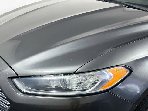 Used 2016 Ford Fusion Titanium FWD image 11