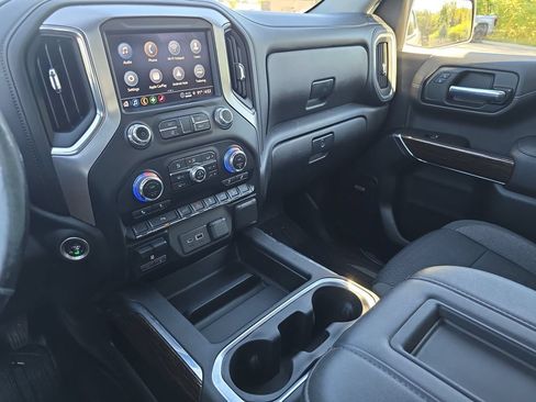 Used 2022 GMC Sierra 1500 Elevation w/ Preferred Package AWD/4WD image 24