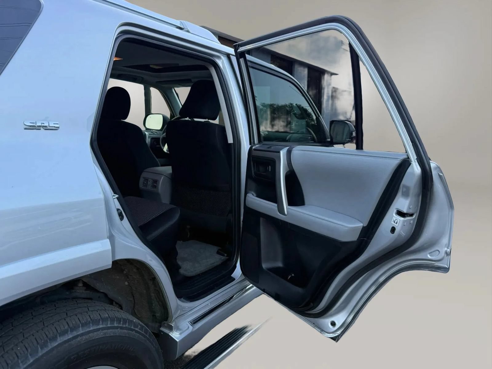Used 2012 Toyota 4Runner SR5 w/ Convenience Pkg AWD/4WD image 24