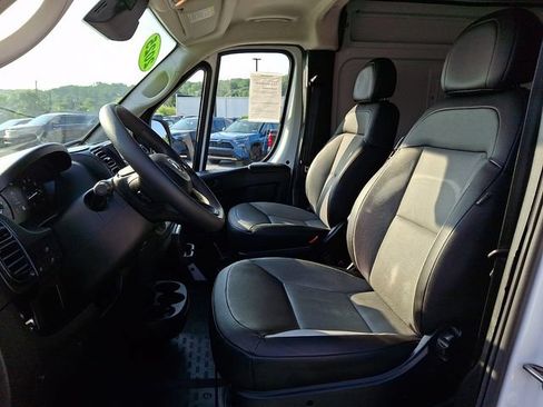 Used 2025 RAM ProMaster 3500 w/ Convenience Group FWD image 14