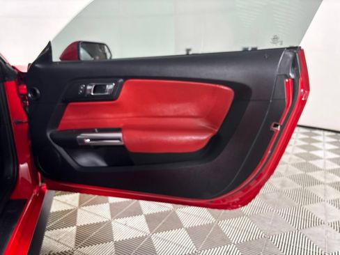 Used 2017 Ford Mustang GT w/ GT Performance Package RWD image 22