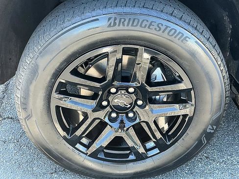 Used 2024 Chevrolet Silverado 1500 Custom AWD/4WD image 7