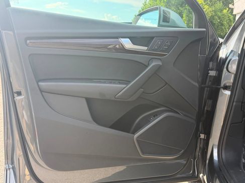 Used 2018 Audi Q5 2.0T Premium Plus AWD/4WD image 9