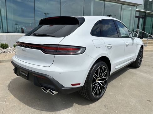 New 2025 Porsche Macan image 7