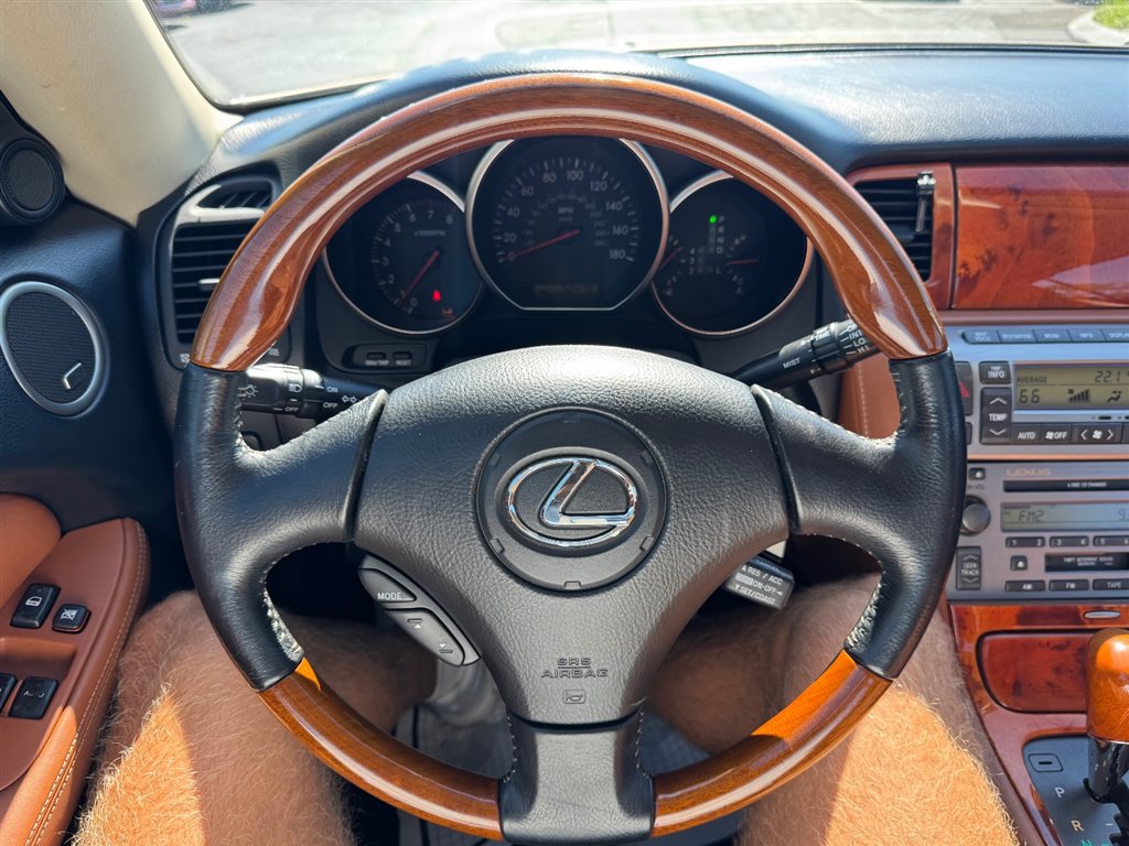 Used 2003 Lexus SC 430 Convertible RWD image 21