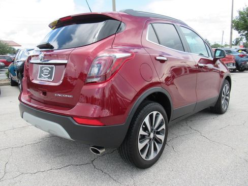 Used 2022 Buick Encore Preferred w/ Safety Package FWD image 7