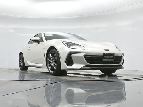Used 2023 Subaru BRZ Premium image 44