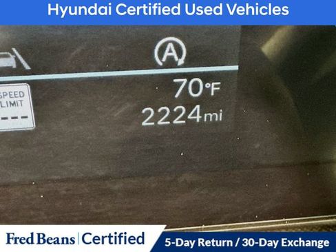 Used 2025 Hyundai Santa Fe SEL AWD/4WD image 27