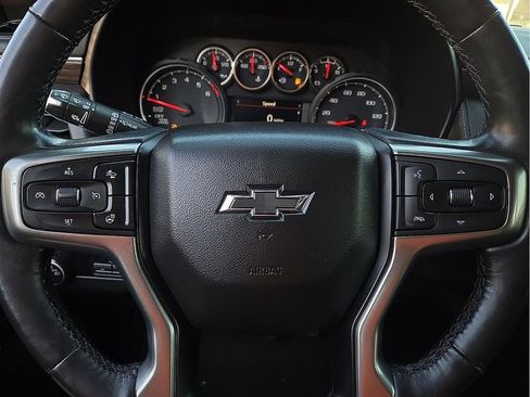 Used 2021 Chevrolet Tahoe Z71 w/ Z71 Signature Package image 19