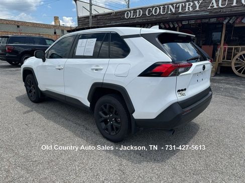 Used 2024 Toyota RAV4 LE image 8