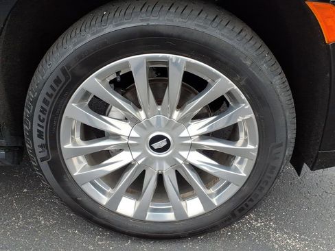 Used 2021 Cadillac Escalade Premium Luxury w/ Driver Assist Tech Package image 30