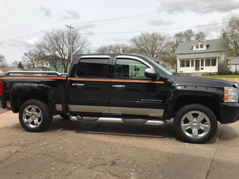 Used 2011 Chevrolet Silverado 1500 LTZ image 5