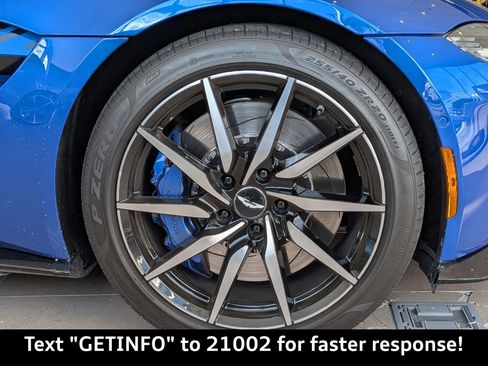 Used 2020 Aston Martin V8 Vantage Coupe image 13