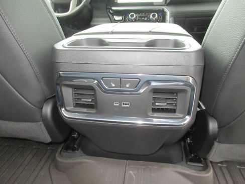 Used 2025 GMC Sierra 1500 Denali w/ Denali Reserve Package AWD/4WD image 39