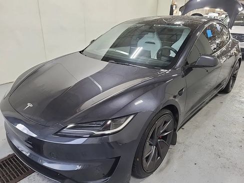 Used 2024 Tesla Model 3 Performance AWD/4WD image 3