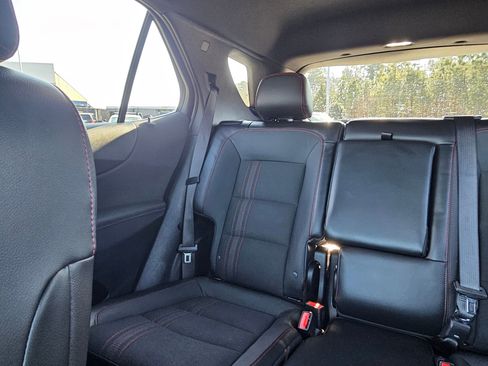 Used 2022 Chevrolet Equinox RS w/ LPO, Floor Liner Package image 24