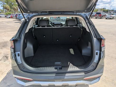 Certified 2023 Kia Sportage EX FWD image 12