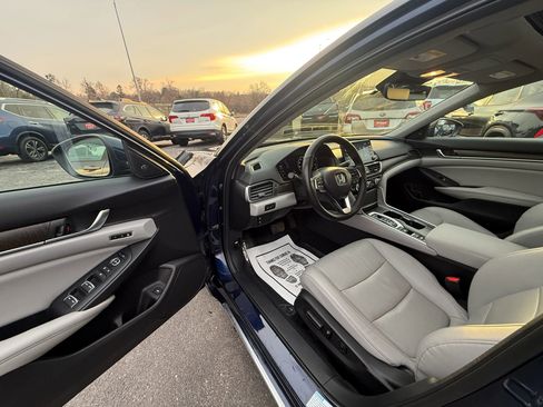 Used 2018 Honda Accord EX-L image 9