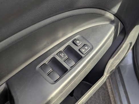 Used 2017 Mitsubishi Mirage ES image 23